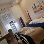 לינה וארוחת בוקר Mon 3*