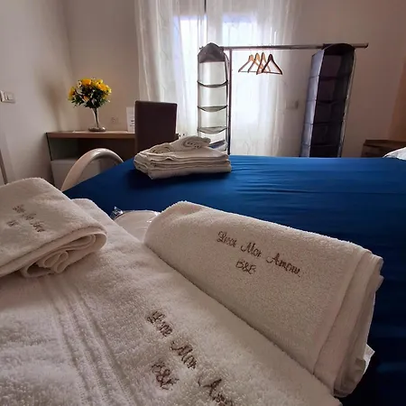 Mon Bed & Breakfast *